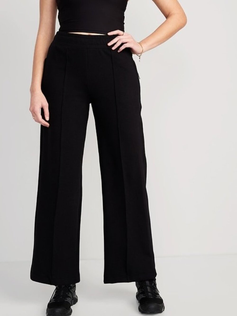 Old Navy Dynamic Fleece Pants